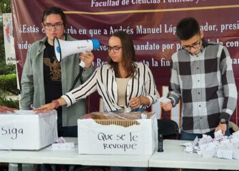 Facultad de Ciencias Políticas de la UNAM realiza simulacro de consulta de revocación