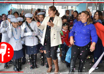 Niños de primaria de Tláhuac inician ciclo reestrenando su escuela