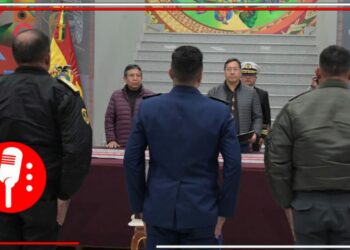 Presidente de Bolivia, Luis Arce y nuevos mandos militares. foto: Agencia boliviana de información