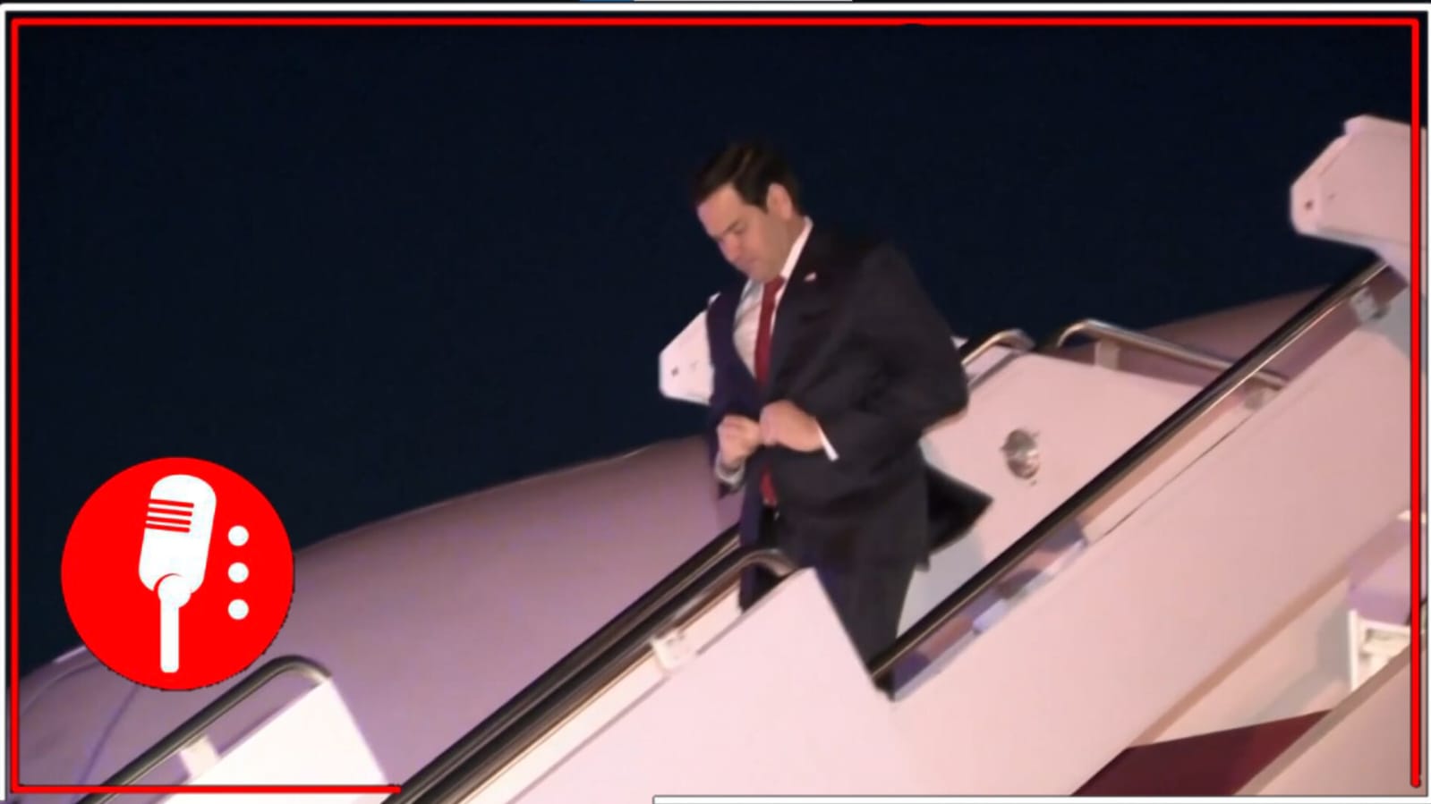Debido a una falla mecánica, avión en el que viajaba el secretario de Estado Marco Rubio, se ve obligado a regresar a territorio de EEUU