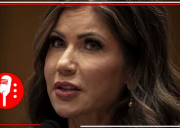 Kristi Noem, secretaria de Seguridad Nacional, hospitalizada de emergencia en Washington
