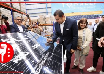 Puebla inaugura fábrica de paneles solares “Tonalli”