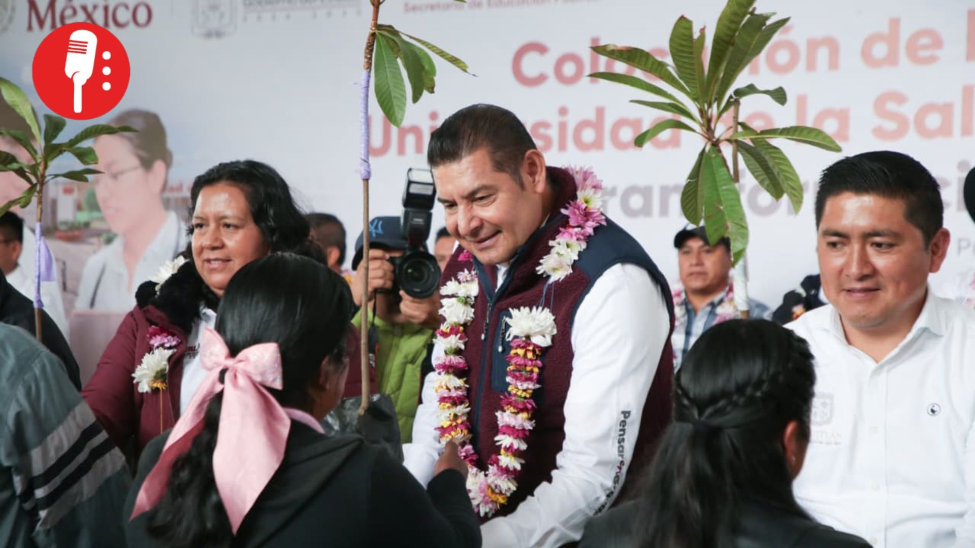 Armenta reforesta Zoquitlán con frutales y planea instalar procesadora