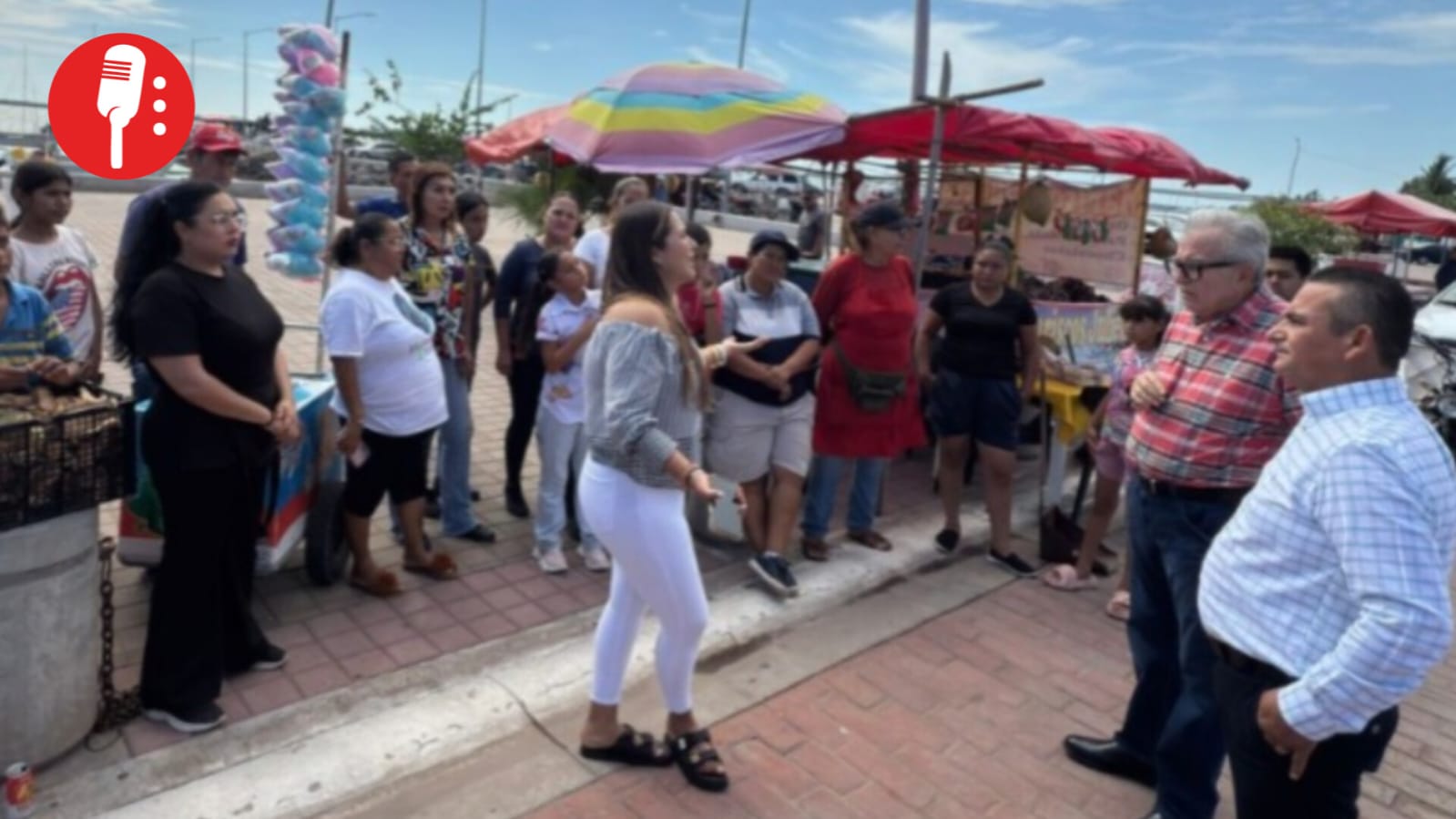 Rubén Rocha promete reforzar seguridad y apoyo social en Altata