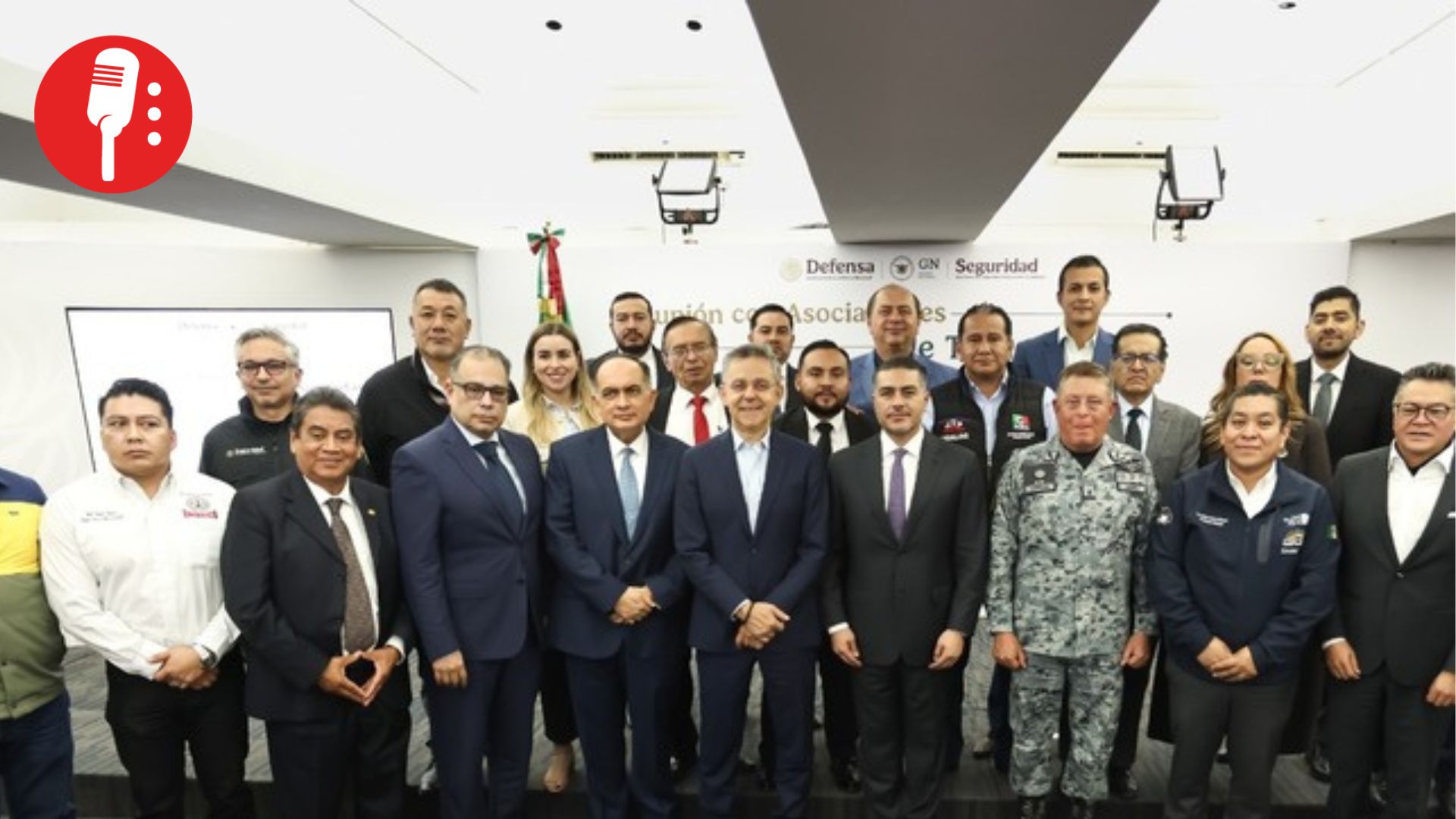 Gobierno y transportistas ajustan estrategia nacional para blindar las carreteras del país