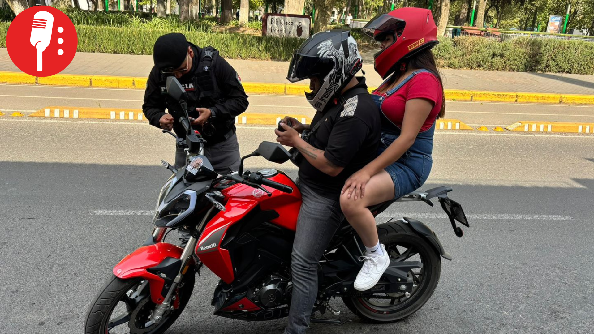 Ricardo Moreno prioriza campaña  “Cascos que cuentan historias”