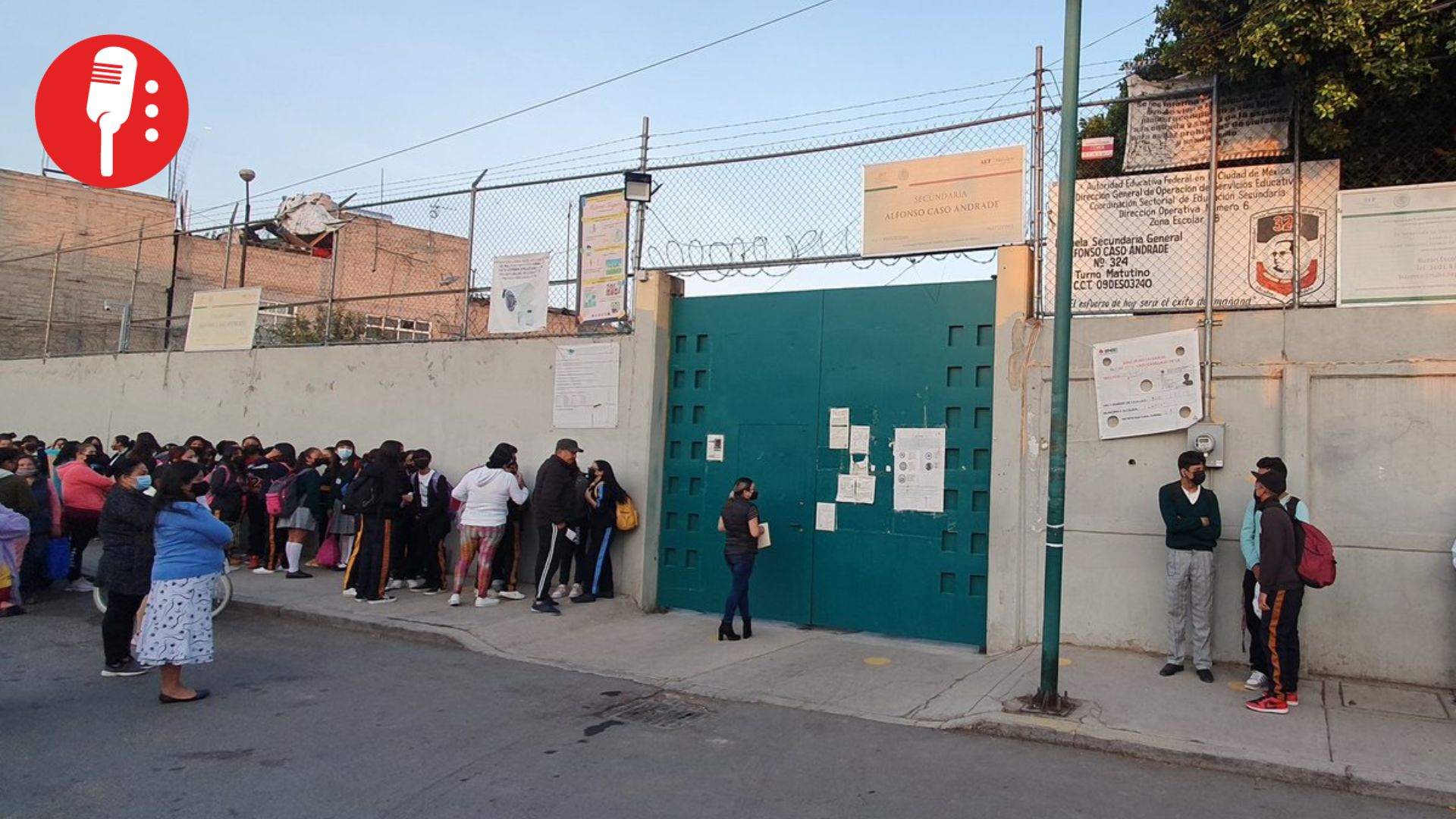 Violencia vuelve a secundaria de Tláhuac: apuñalan a alumno; es la misma escuela del caso Nicole